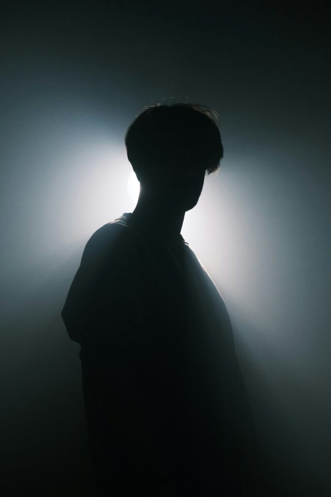 Che cos'è l'Effetto Alone e come ne siamo influenzati (1) Che cos'è l'Effetto Alone e come ne siamo influenzati (1)